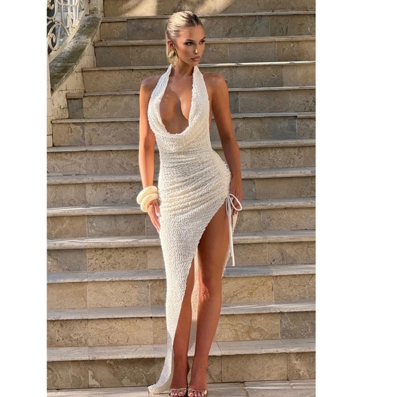 BABYBOO Airla Midi Dress‎ Ivory Halter Neck Ruched Side Slit Large New With Tags